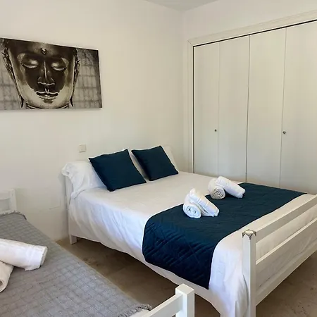 Apartamento En Marbella Guadalmina Primera Linea De Campo De Golf Los Cartujanos Exterior photo