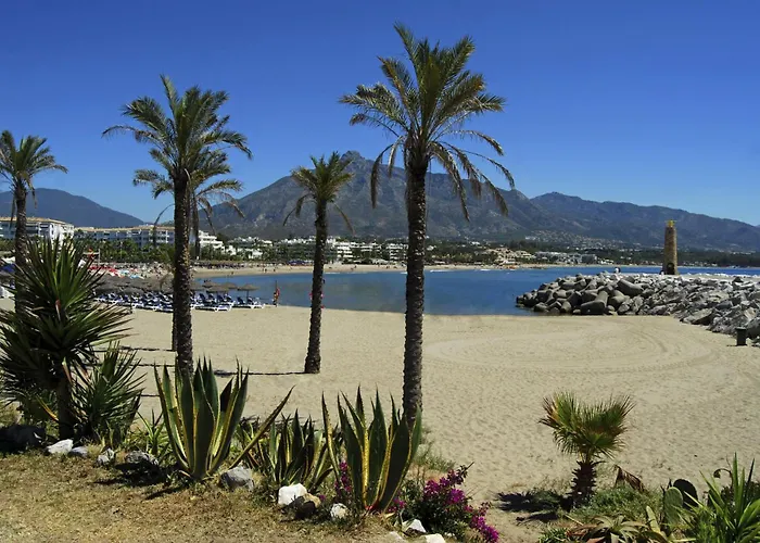 Apartamento En Marbella Guadalmina Primera Linea De Campo De Golf Los Cartujanos