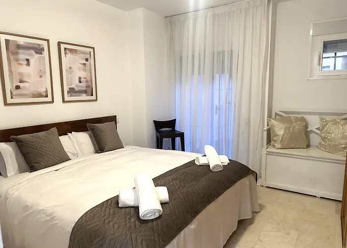 Apartamento En Marbella Guadalmina Primera Linea De Campo De Golf Los Cartujanos