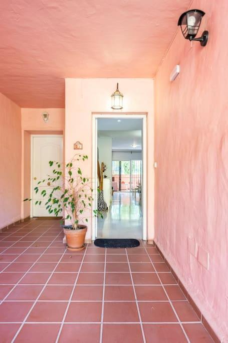 Apartment En Guadalmina Primera Linea De Campo De Golf Cartujanos *